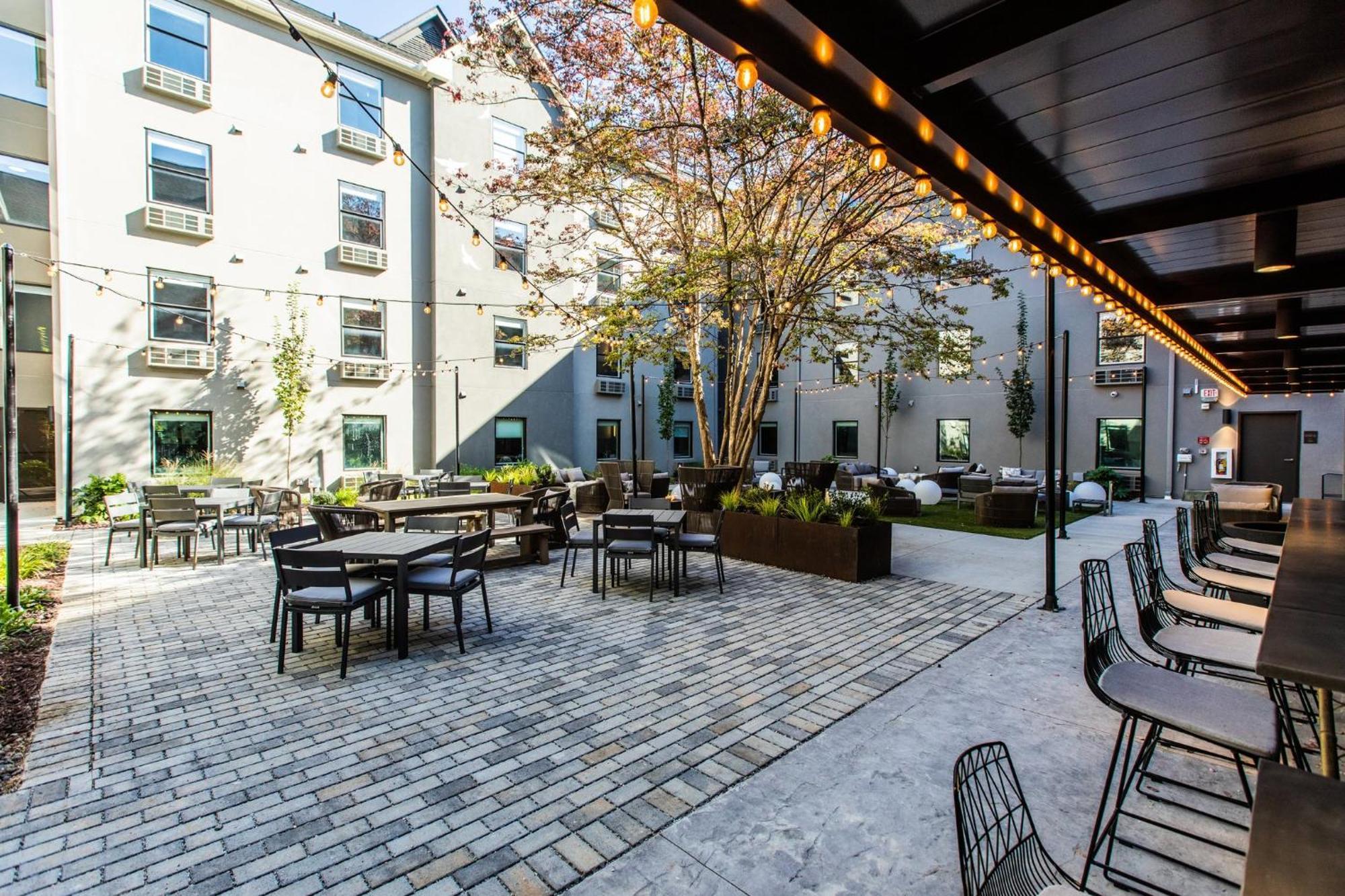 ホテル Voco The Darwin - Atlanta Midtown By Ihg エクステリア 写真