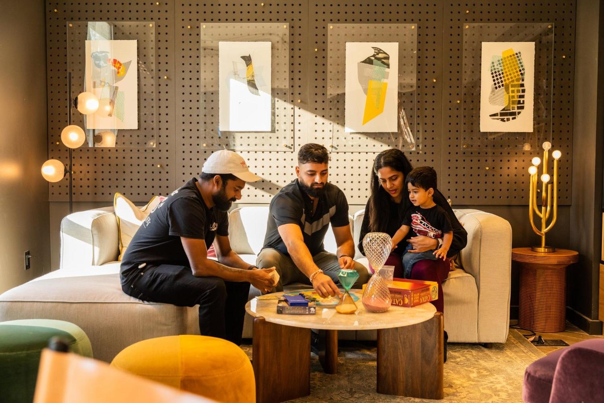 ホテル Voco The Darwin - Atlanta Midtown By Ihg エクステリア 写真